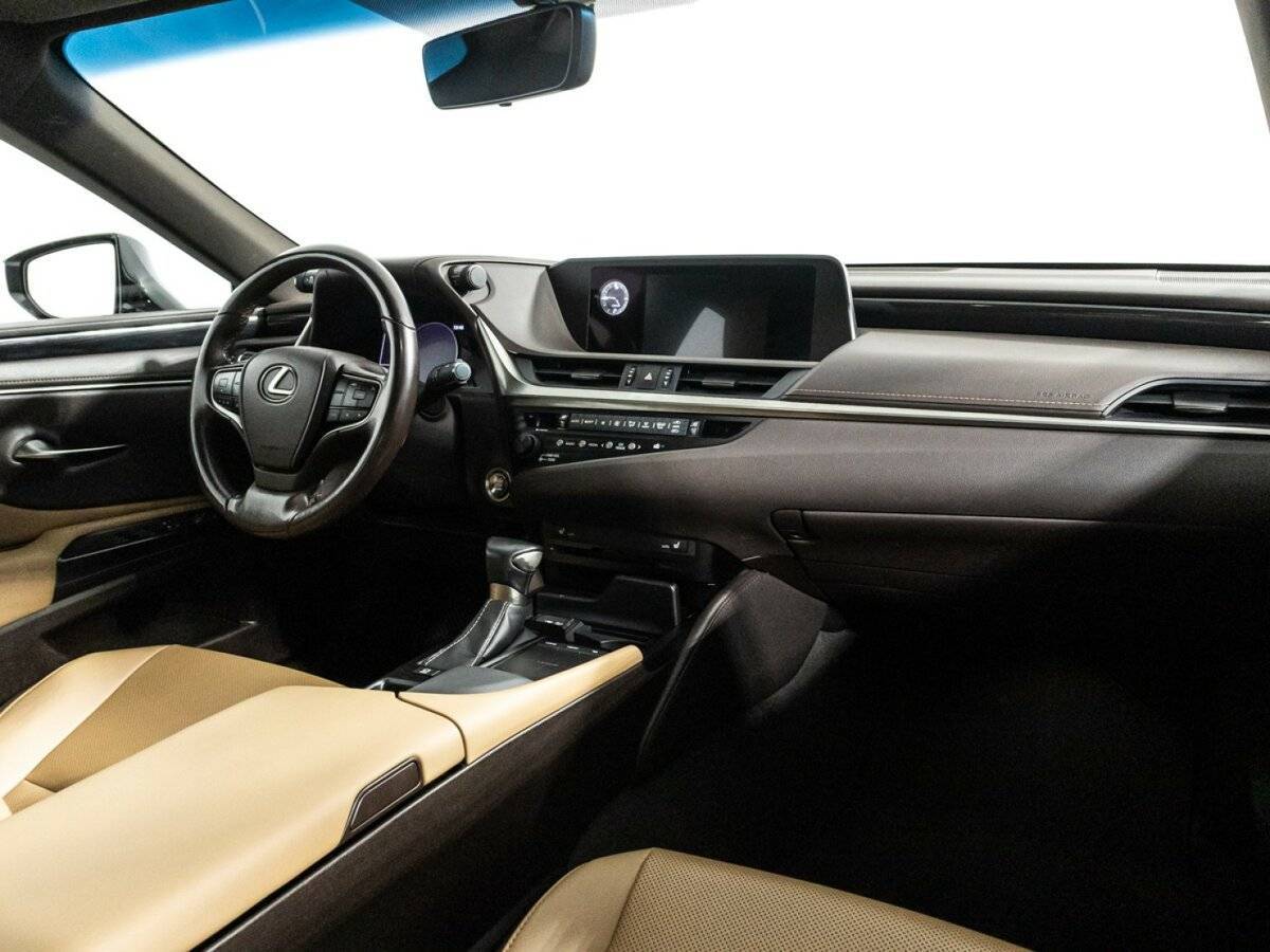 Купить Lexus ES 250, 2019, 42 747 км, фото №9