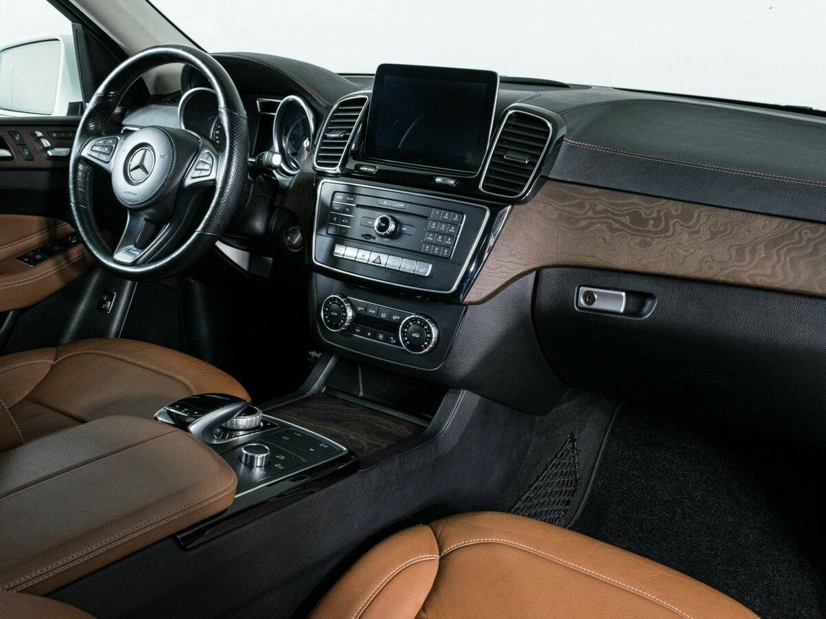 Купить Mercedes-Benz GLS 350 d, 2016, 106 408 км, фото №12