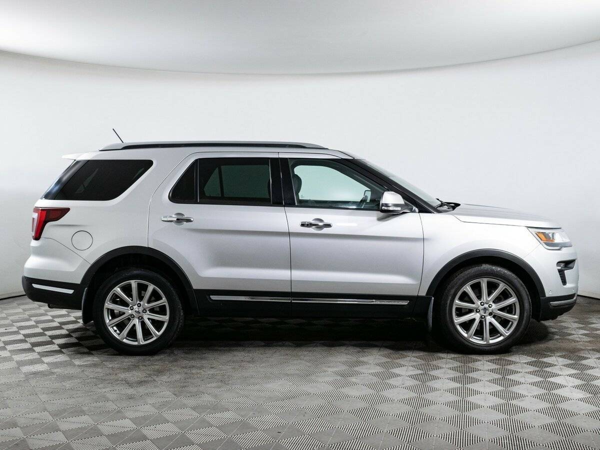 Купить Ford Explorer, 2018, 101 000 км, фото №4