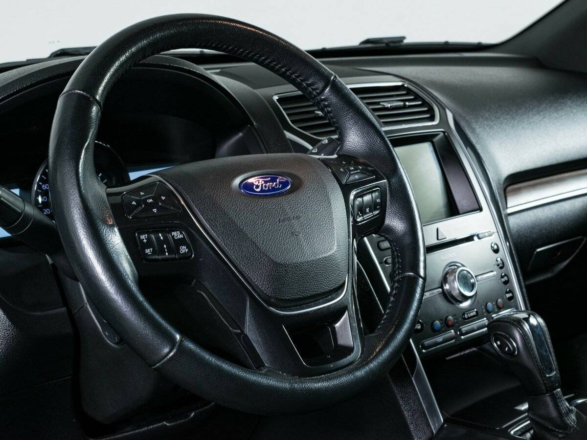 Купить Ford Explorer, 2018, 101 000 км, фото №17