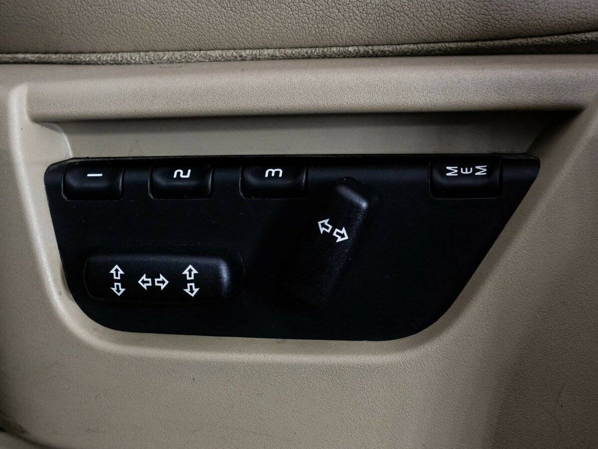 Купить Land Rover Freelander, 2010, 270 282 км, фото №17