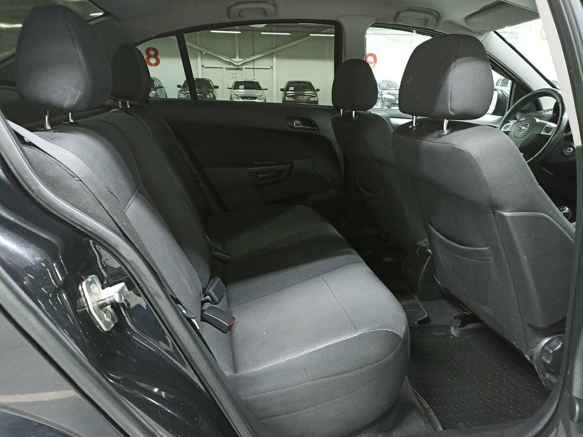 Купить Opel Astra, 2011, 247 287 км, фото №12