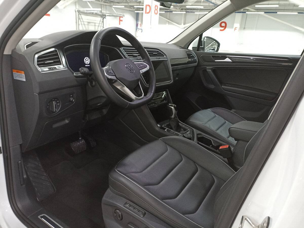 Купить Volkswagen Tiguan, 2022, 23 141 км, фото №16
