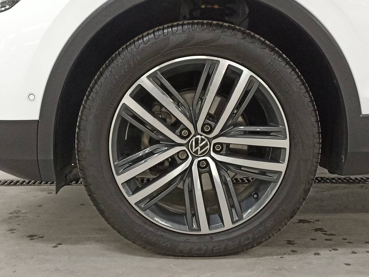 Купить Volkswagen Tiguan, 2022, 23 141 км, фото №18