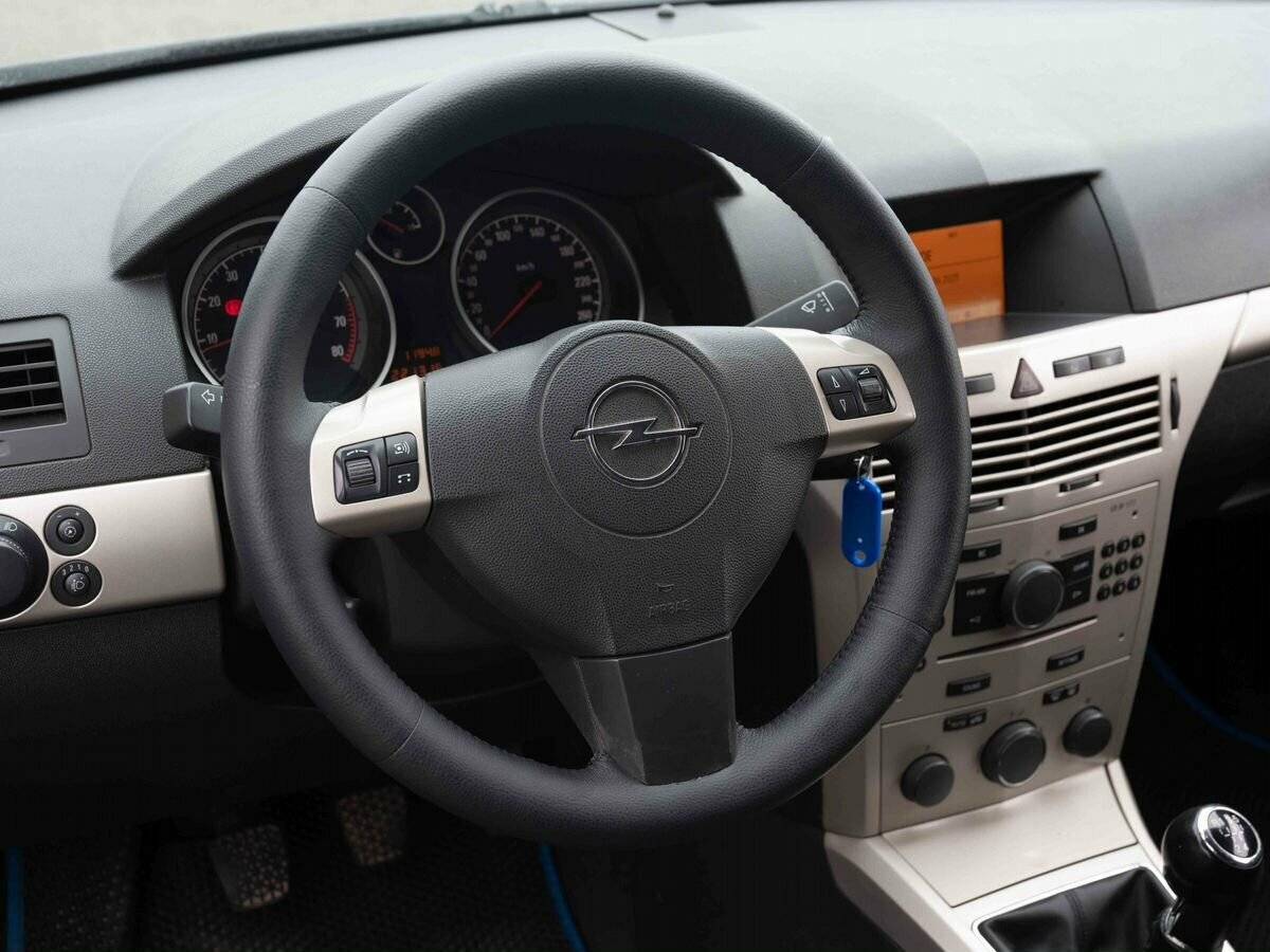 Купить Opel Astra GTC, 2007, 221 142 км, фото №12