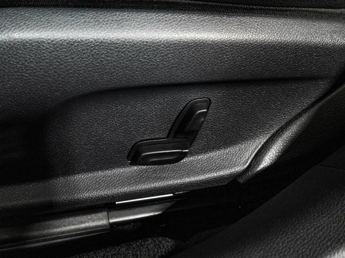 Купить Mercedes-Benz E-Класс 300, 2017, 119 835 км, фото №17