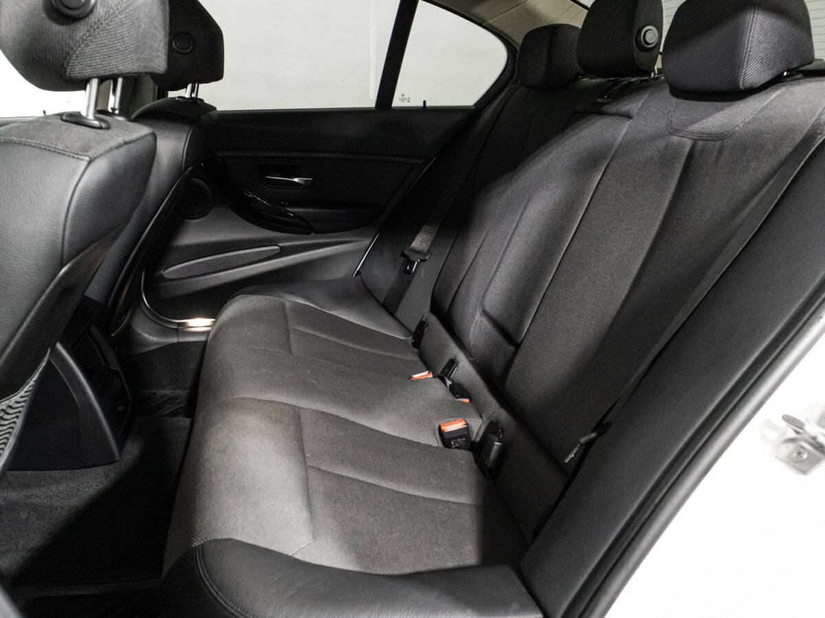 Купить BMW 3 серии 320i xDrive, 2018, 46 831 км, фото №10