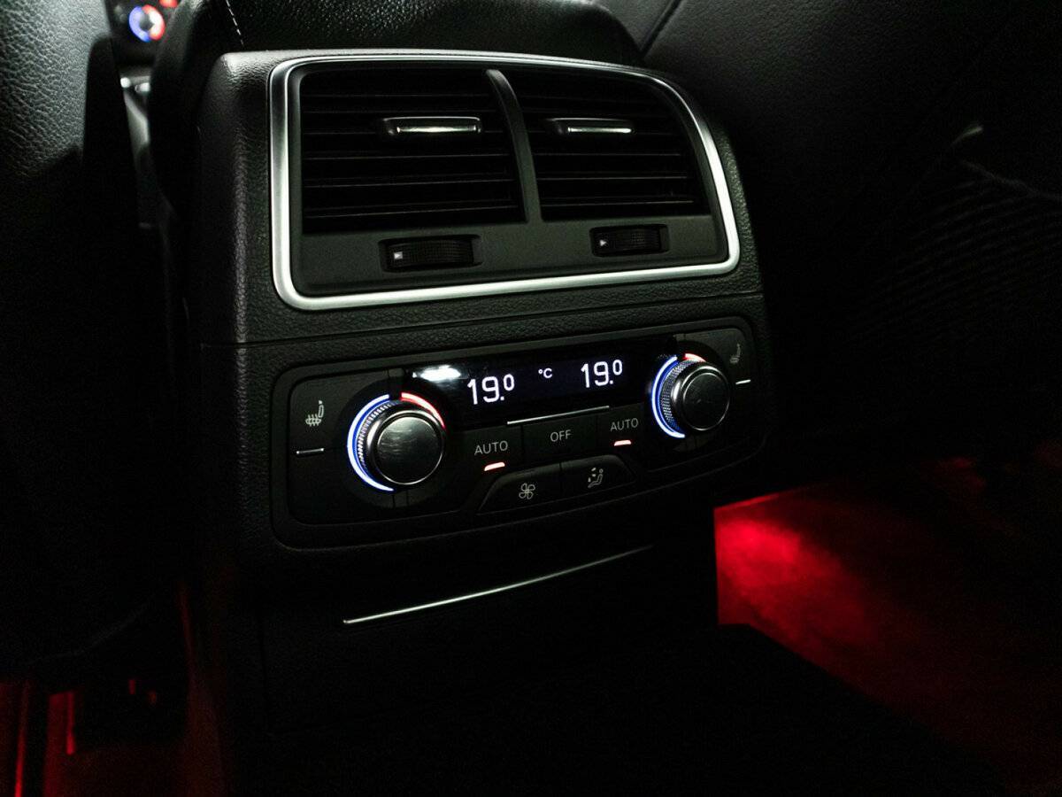 Купить Audi A6, 2011, 292 111 км, фото №23