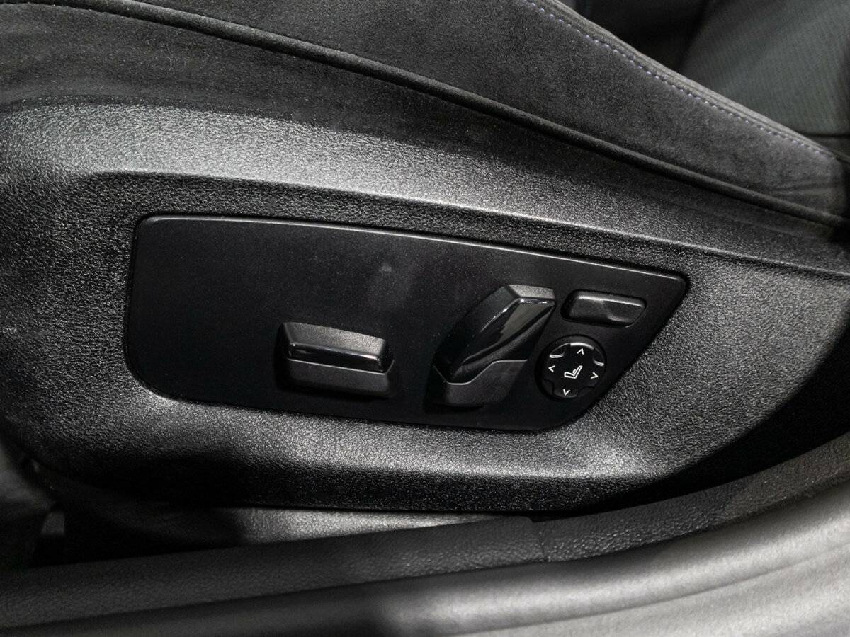 Купить BMW 5 серии 530e, 2020, 92 741 км, фото №17