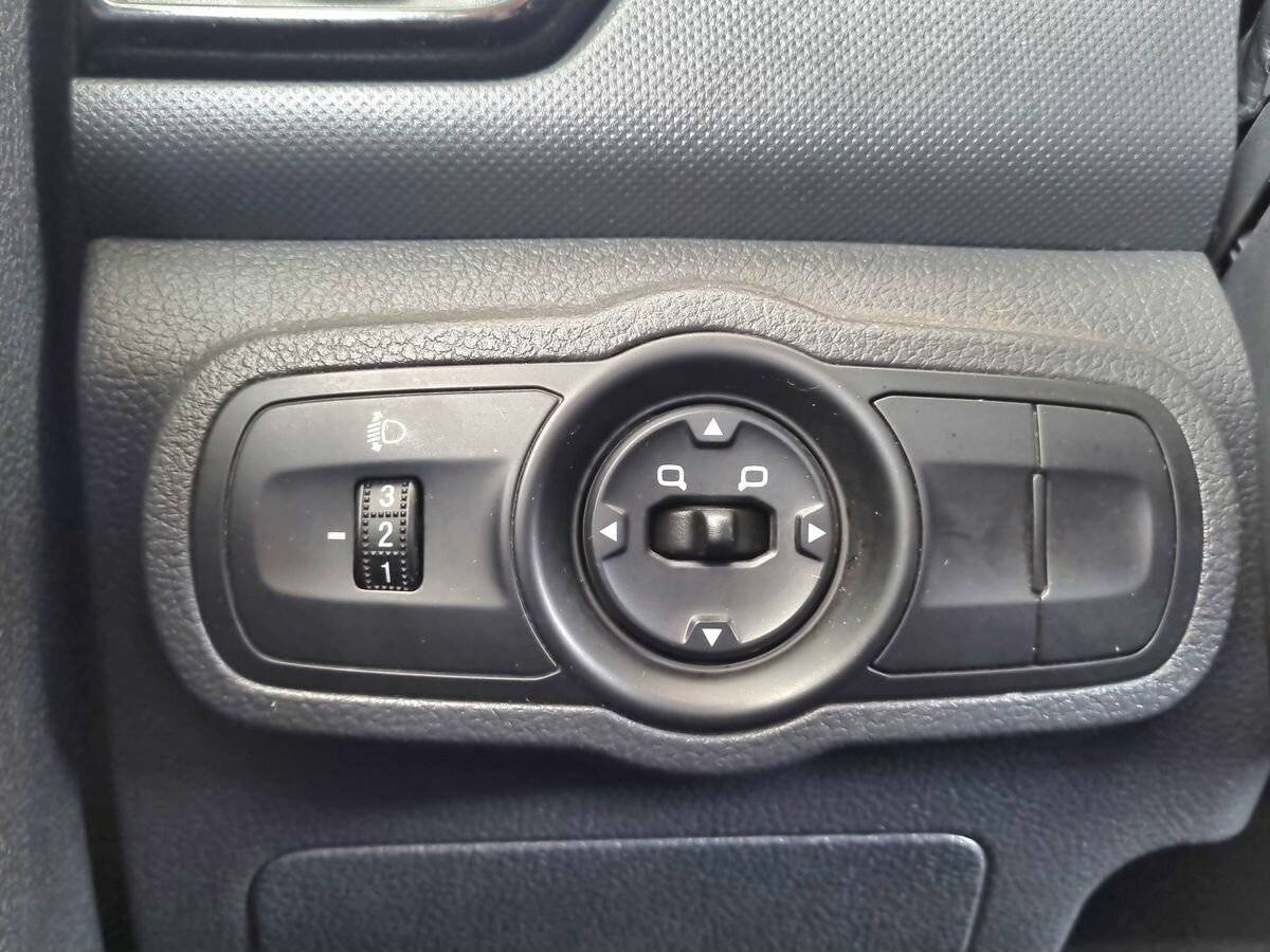 Купить Chery Tiggo 3, 2017, 75 795 км, фото №12