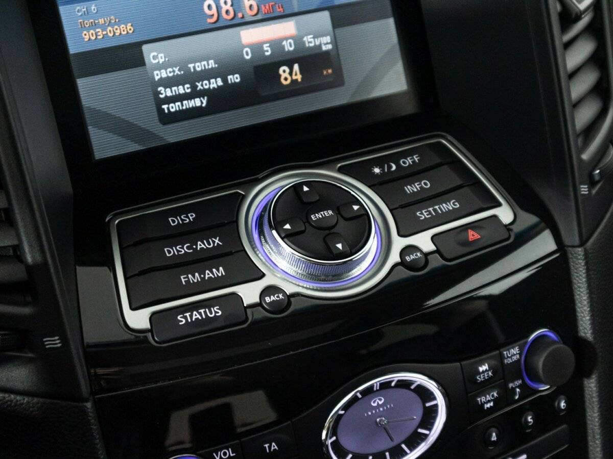 Купить Infiniti QX70, 2016, 107 557 км, фото №21