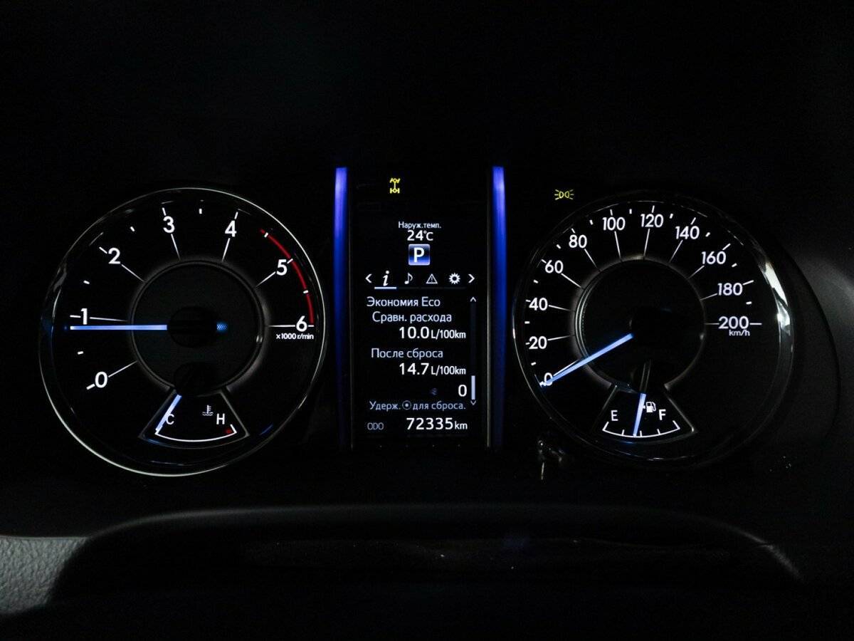 Купить Toyota Fortuner, 2017, 72 296 км, фото №12