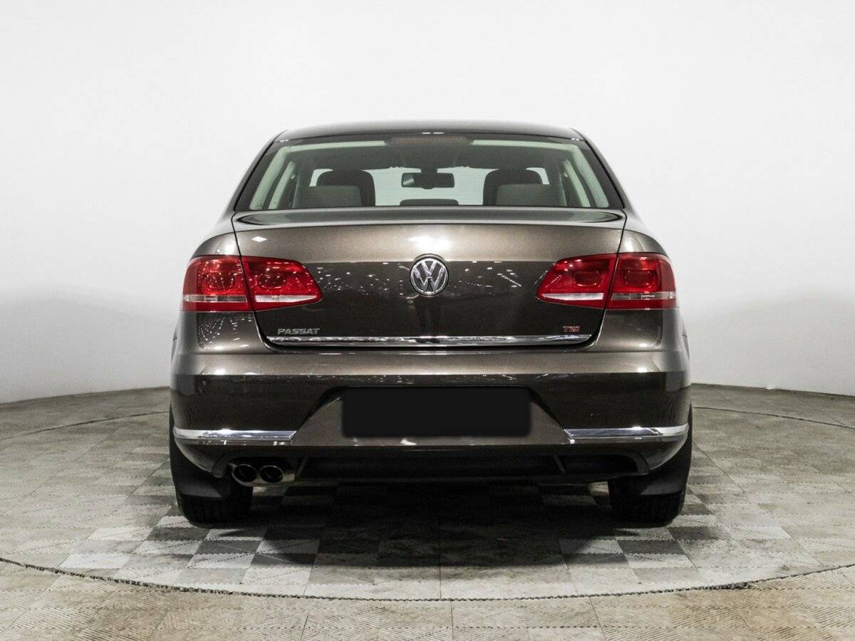 Купить Volkswagen Passat, 2011, 229 885 км, фото №6