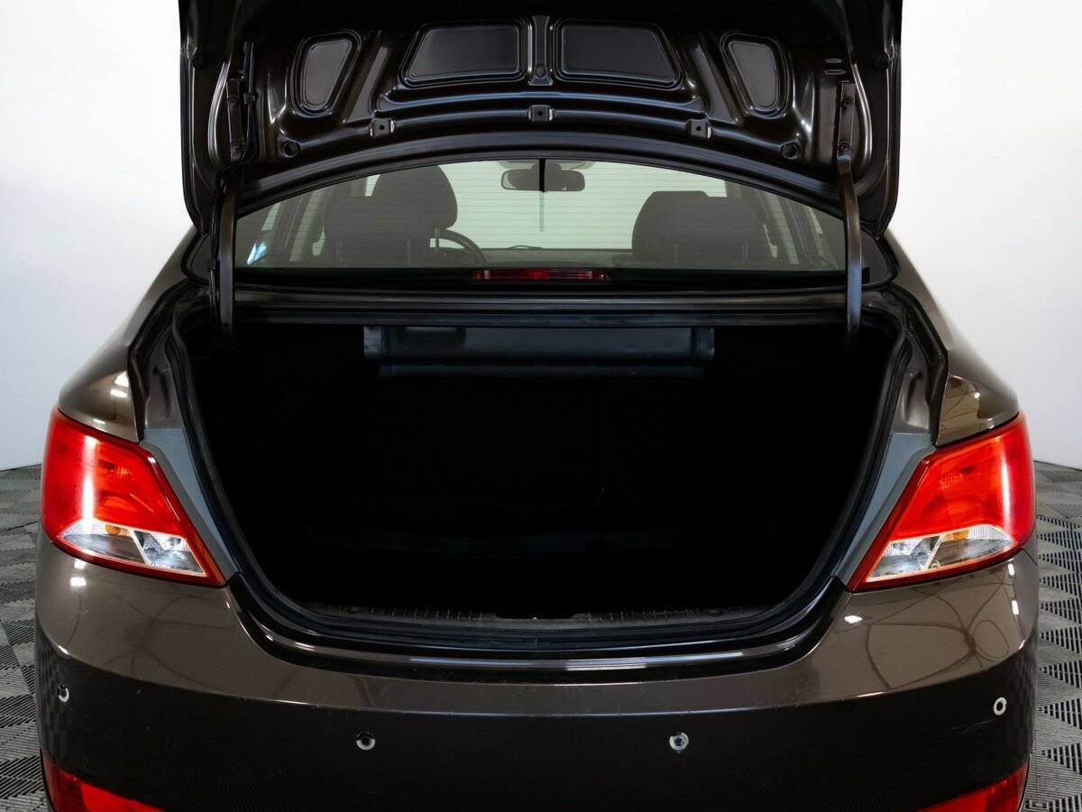 Купить Hyundai Solaris, 2016, 252 626 км, фото №12