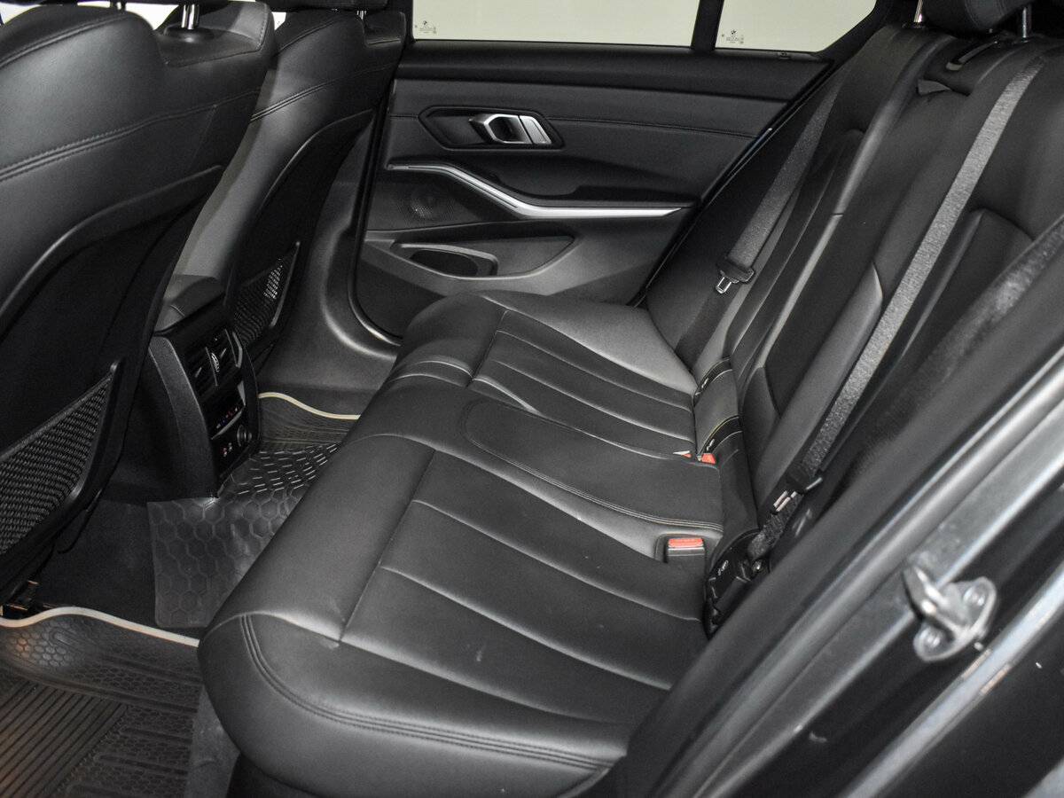 Купить BMW 3 серии 330i, 2019, 124 258 км, фото №11