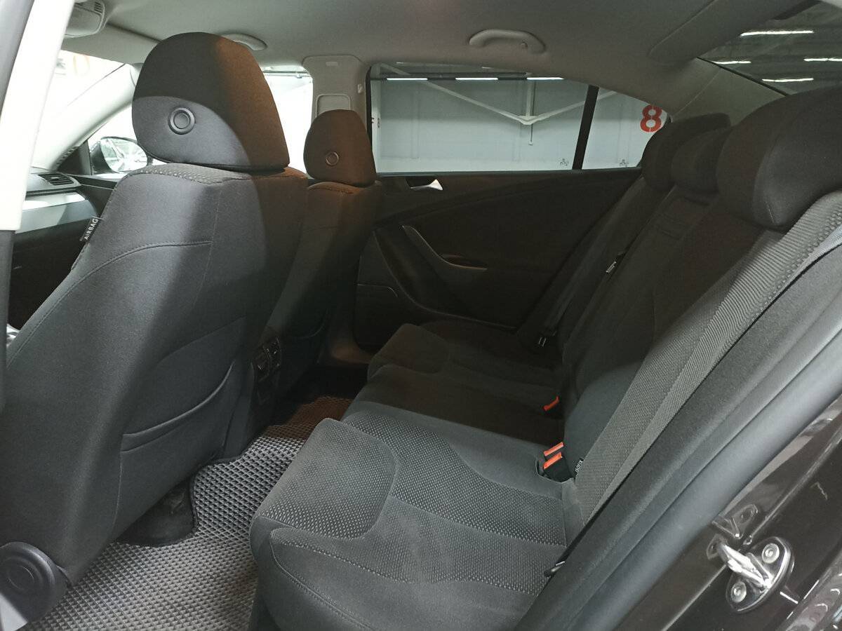 Купить Volkswagen Passat, 2010, 150 956 км, фото №12
