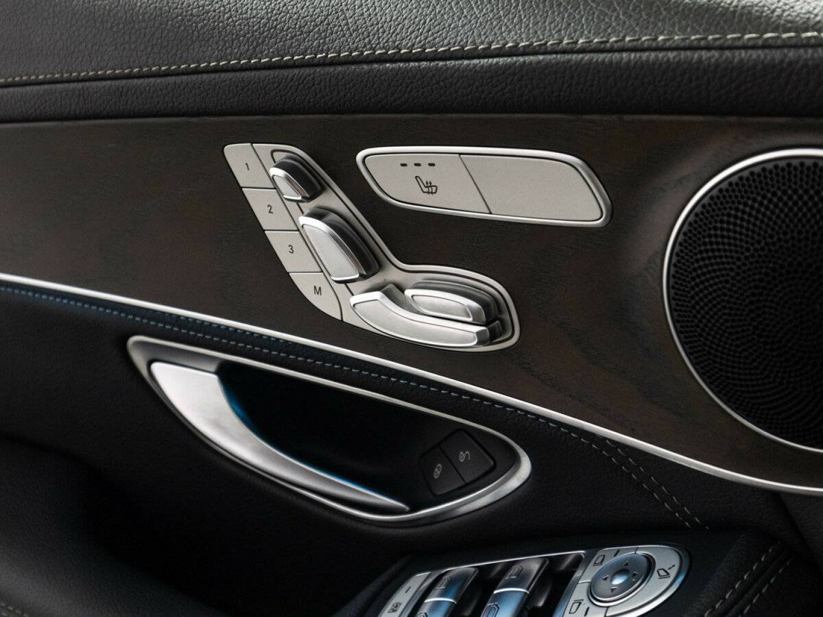 Купить Mercedes-Benz GLC 220 d, 2017, 100 114 км, фото №15