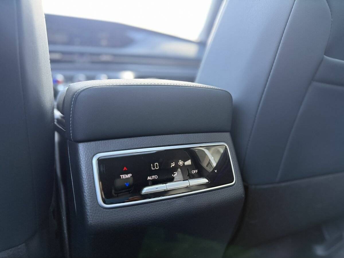 Купить Changan CS95, 2023, 4 592 км, фото №24