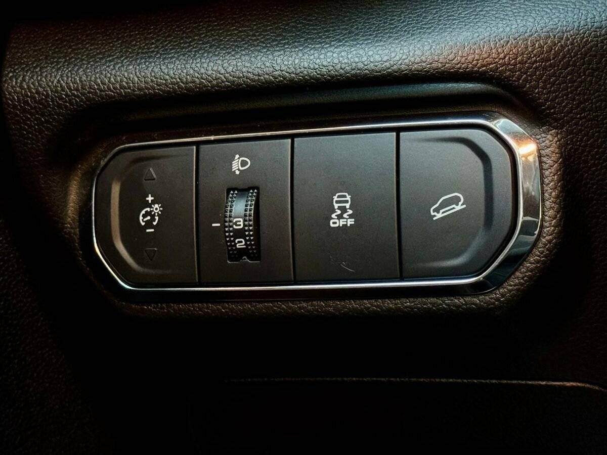 Купить Haval Jolion, 2023, 65 335 км, фото №12