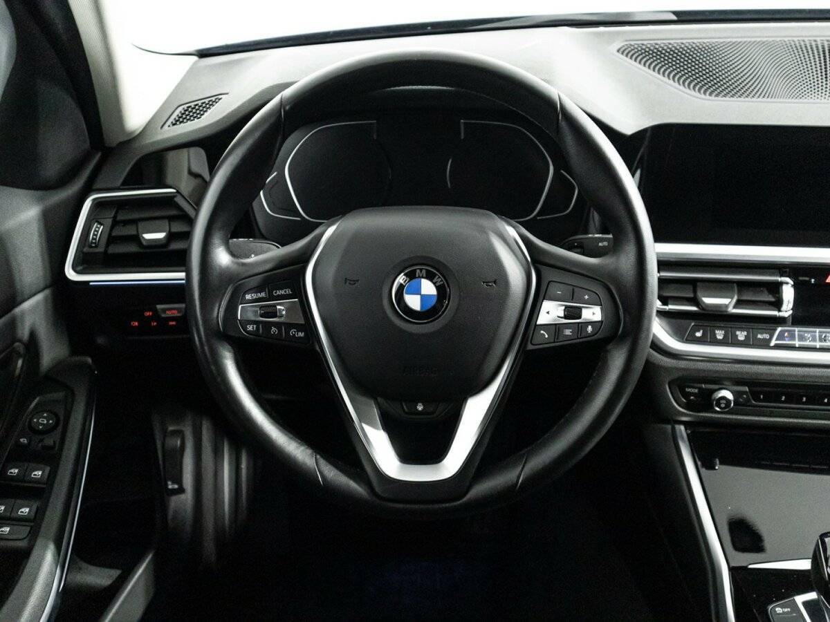 Купить BMW 3 серии 318i, 2020, 40 415 км, фото №20