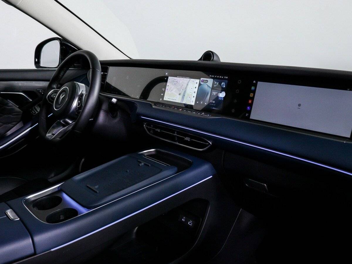 Купить Voyah Free, 2023, 20 565 км, фото №9