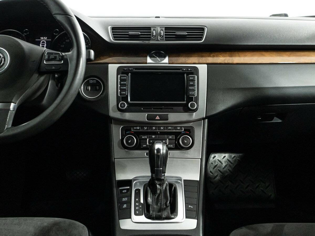 Купить Volkswagen Passat, 2011, 277 907 км, фото №15