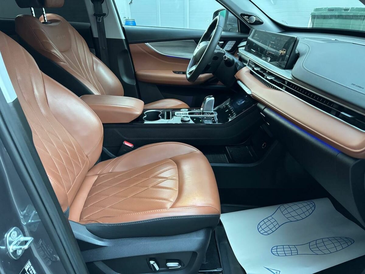 Купить Chery Tiggo 8 Pro e+, 2023, 67 000 км, фото №13