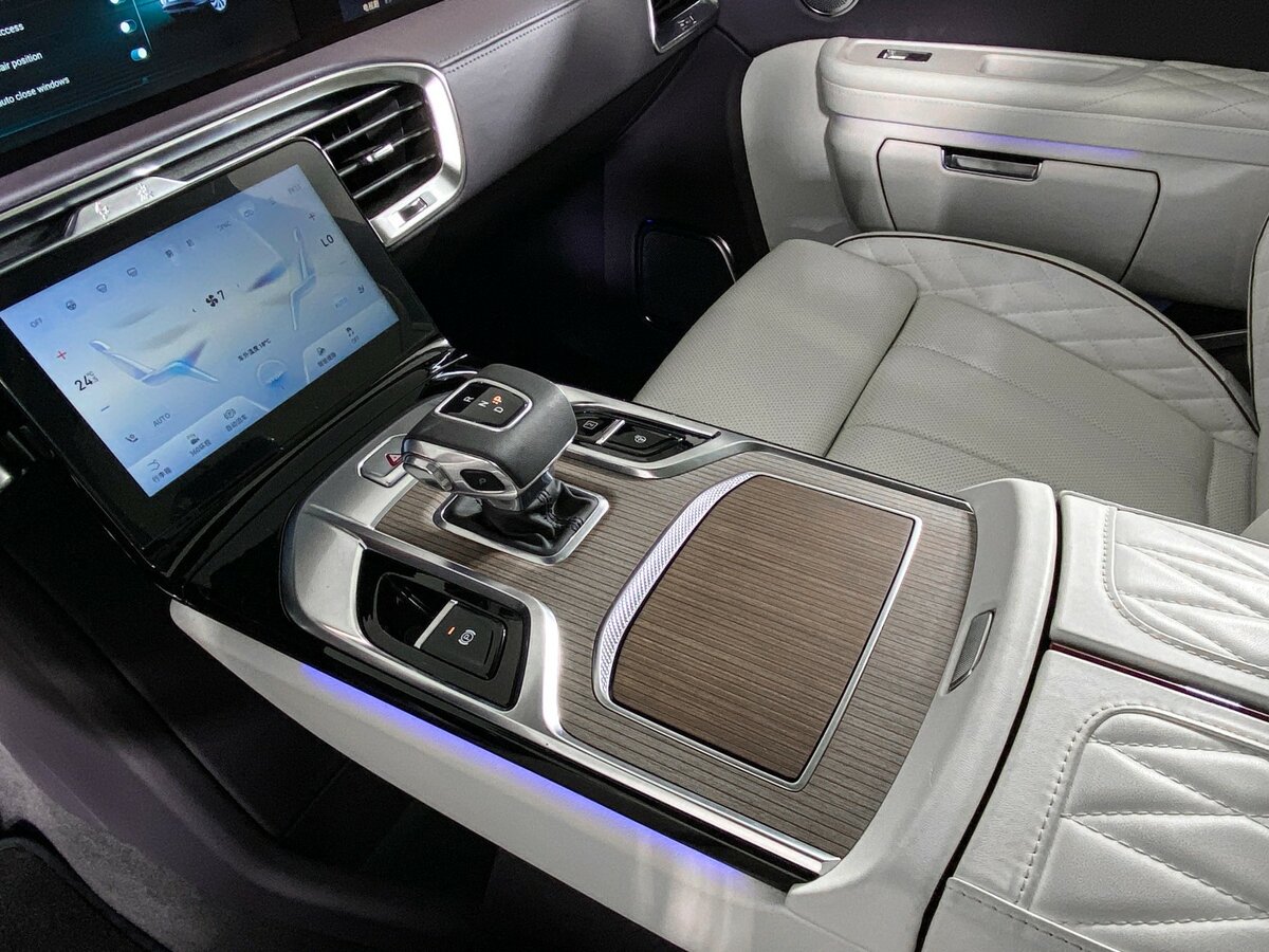 Купить Hongqi E-HS9 120 kWh, 2023, 3 550 км, фото №18