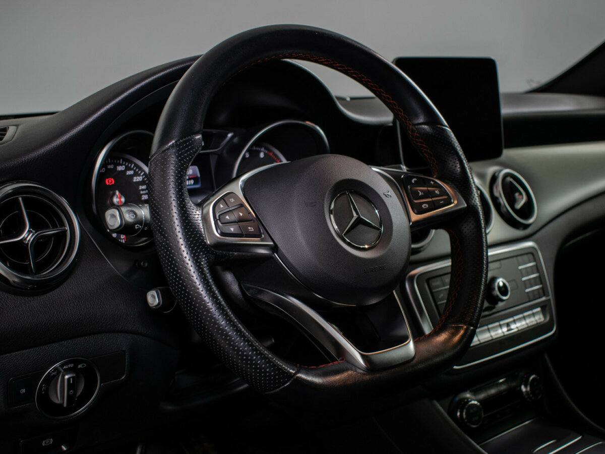 Купить Mercedes-Benz GLA 200 I (X156) Рестайлинг, 2019, 47 142 км, фото №10