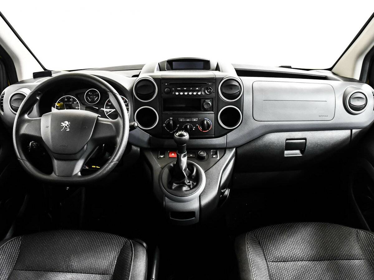 Купить Peugeot Partner Crossway II Рестайлинг 2, 2021, 16 000 км, фото №9