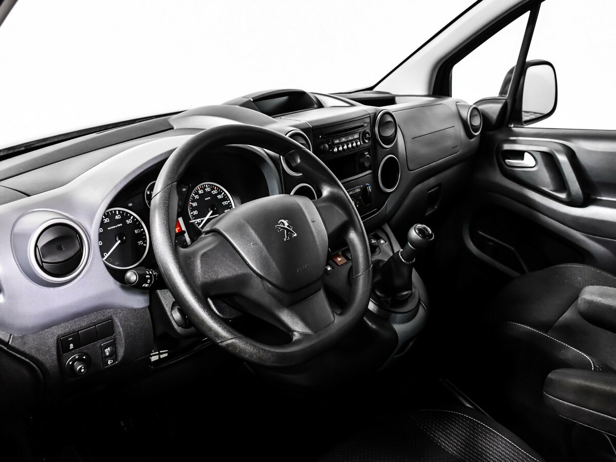 Купить Peugeot Partner Crossway II Рестайлинг 2, 2021, 16 000 км, фото №10