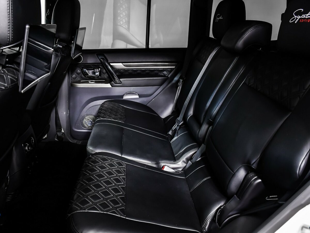 Купить Mitsubishi Pajero IV Рестайлинг 2, 2019, 61 709 км, фото №10