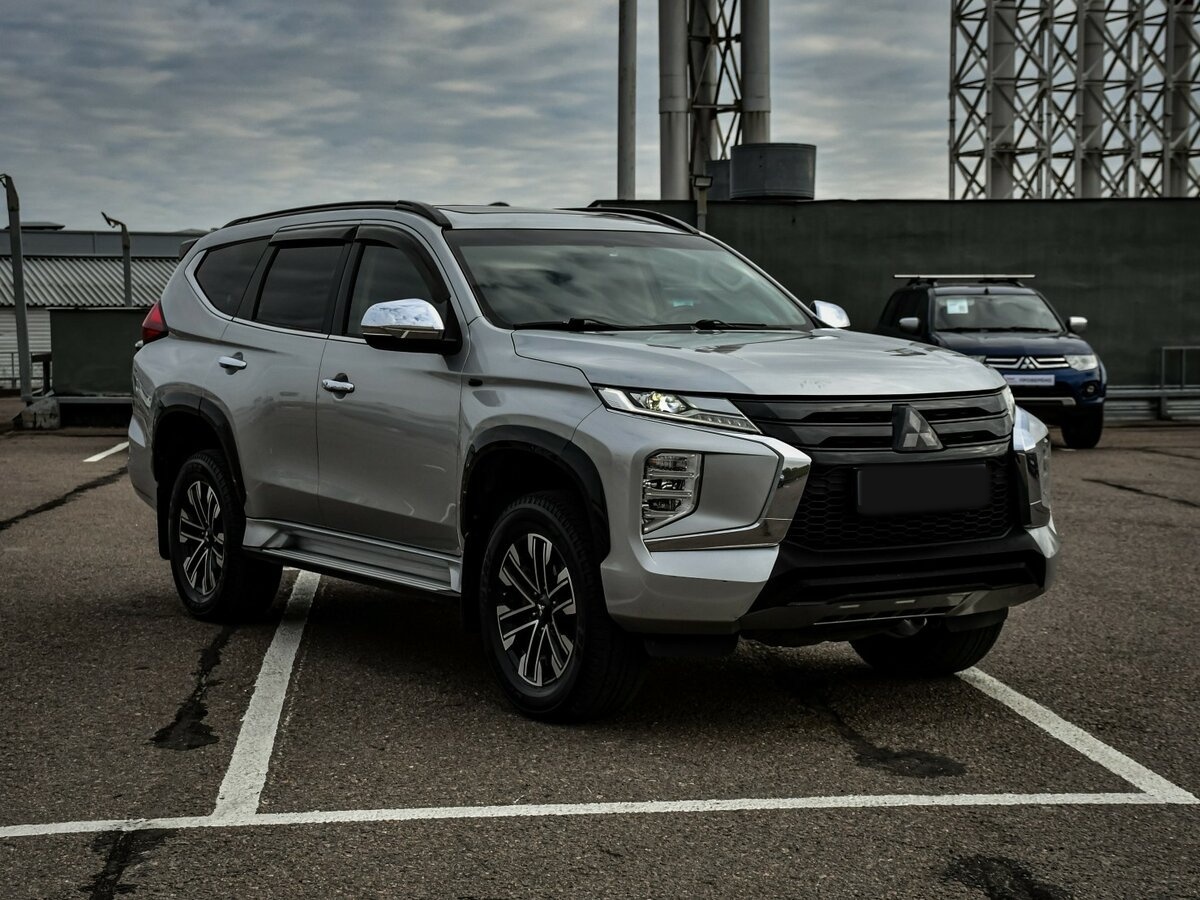 Mitsubishi Montero Sport