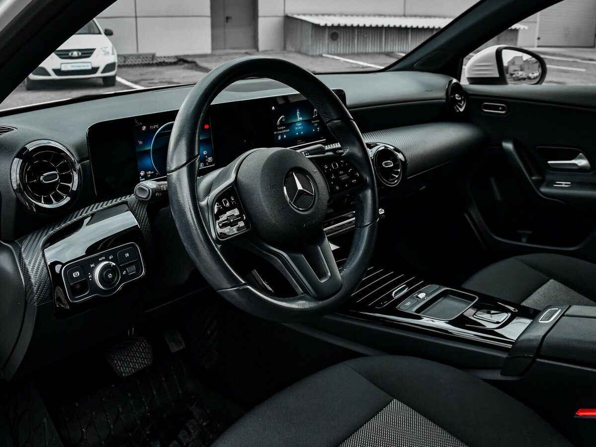 Купить Mercedes-Benz A-Класс 200 IV (W177), 2019, 79 377 км, фото №12