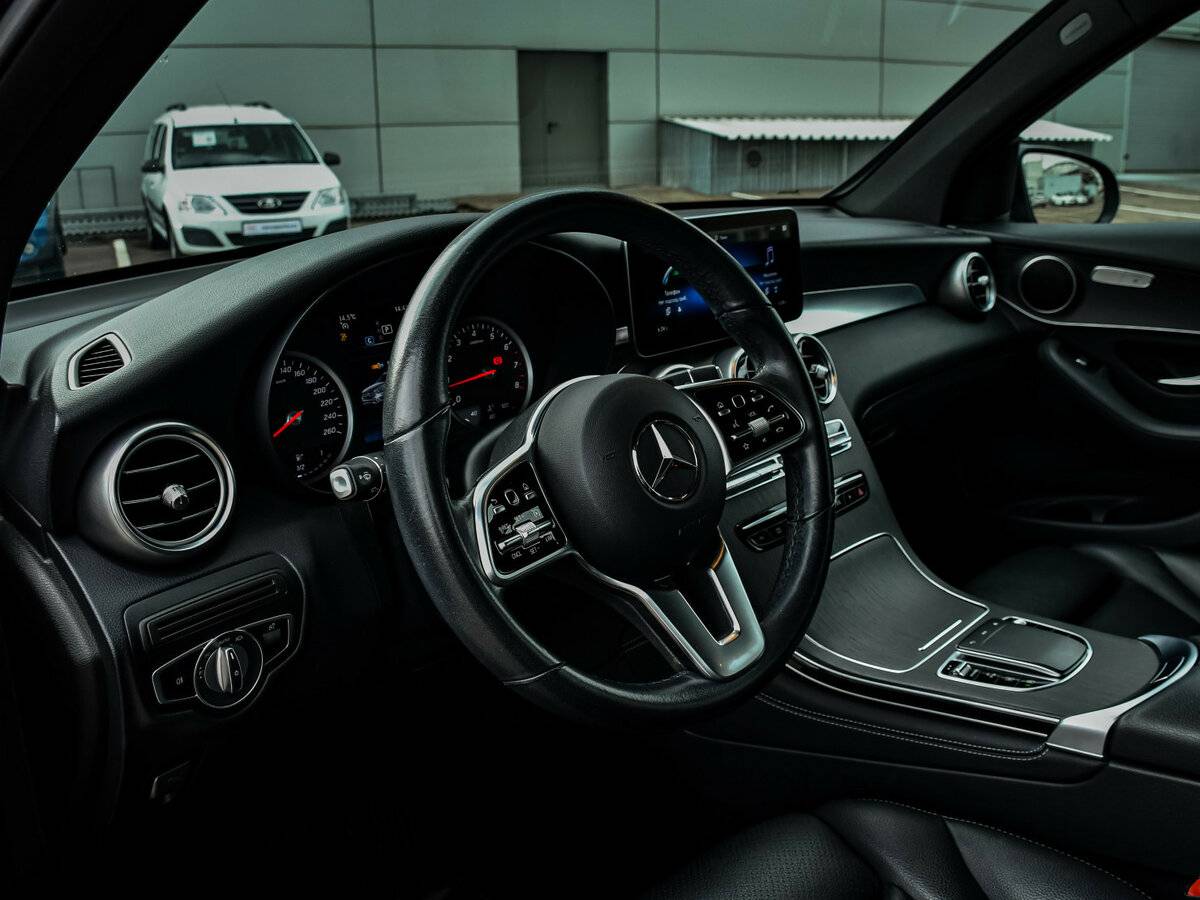 Купить Mercedes-Benz GLC 200 I (X253) Рестайлинг, 2020, 48 702 км, фото №12