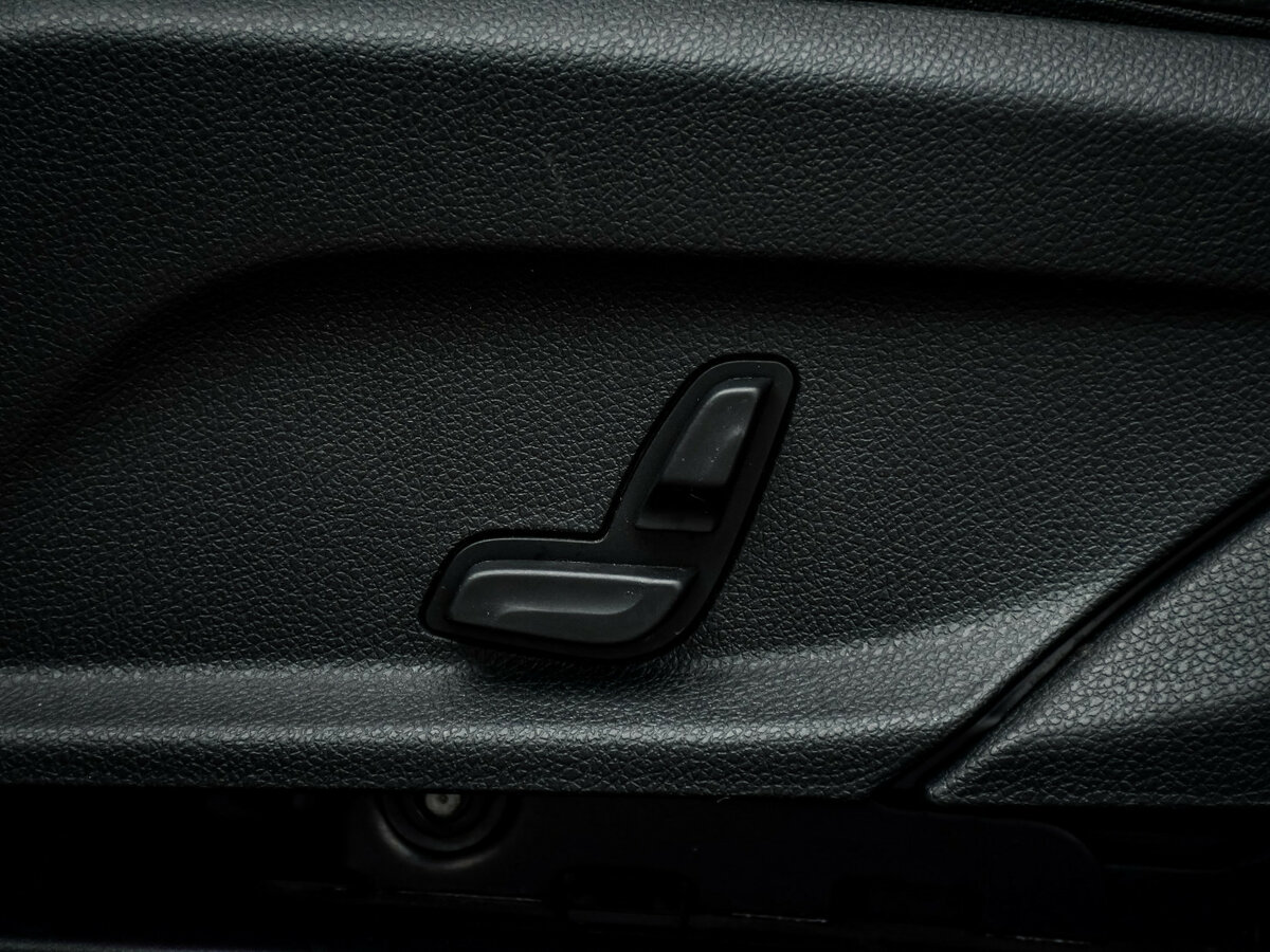 Купить Mercedes-Benz GLC 200 I (X253) Рестайлинг, 2020, 48 702 км, фото №16