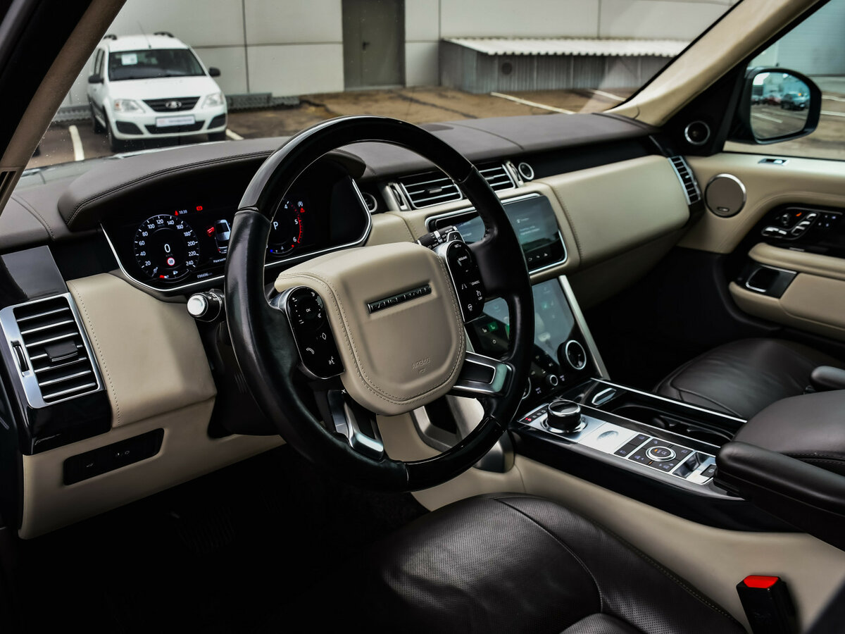 Купить Land Rover Range Rover Long IV Рестайлинг, 2019, 96 694 км, фото №11