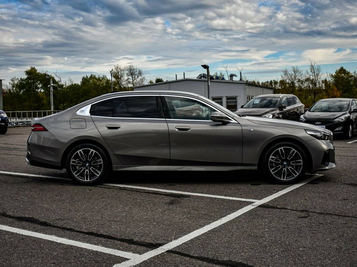 Купить BMW 5 серии Long 525Li VIII (G60/G61/G68), 2024, 21 710 км, фото №4