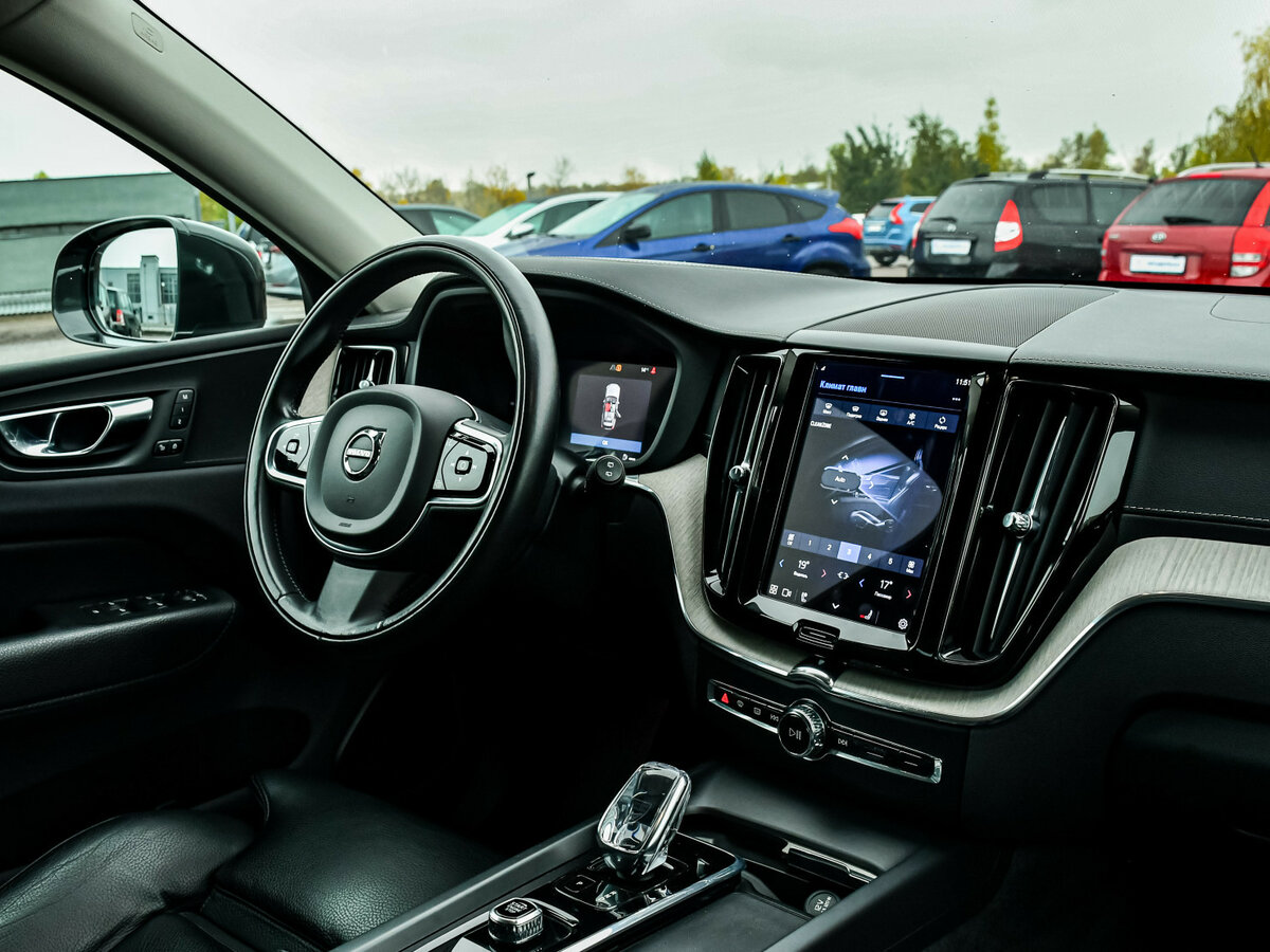 Купить Volvo XC60 II Рестайлинг, 2021, 82 000 км, фото №9