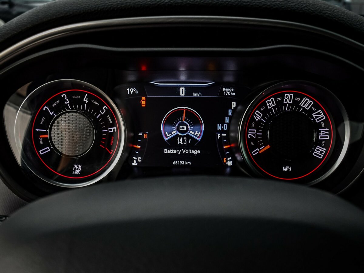 Купить Dodge Challenger III Рестайлинг 2, 2020, 65 190 км, фото №10