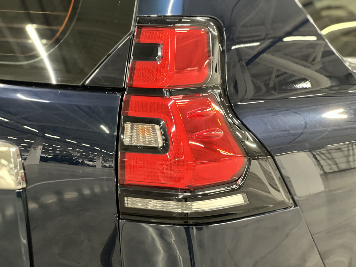 Купить Toyota Land Cruiser Prado 150 Series Рестайлинг 2, 2017, 209 089 км, фото №9