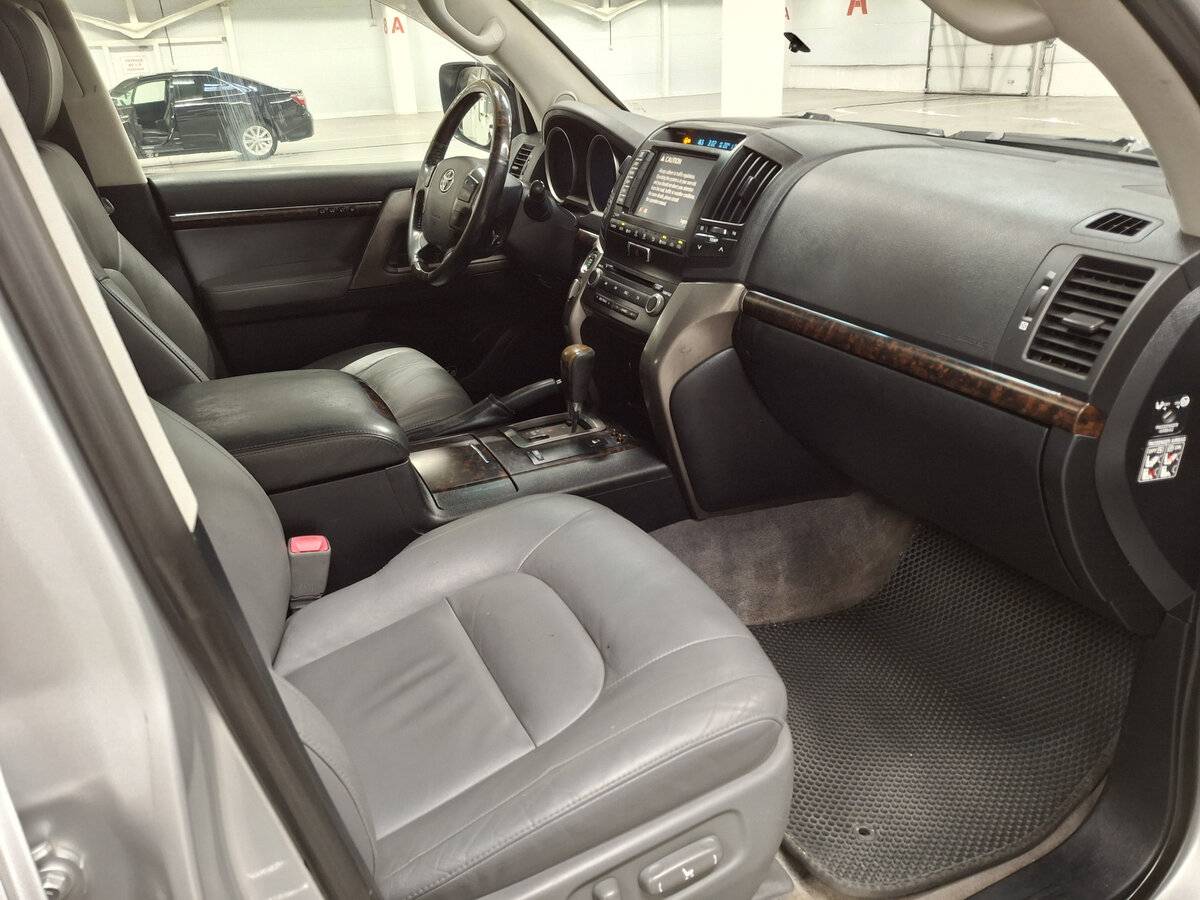 Купить Toyota Land Cruiser 200 Series, 2008, 431 611 км, фото №11