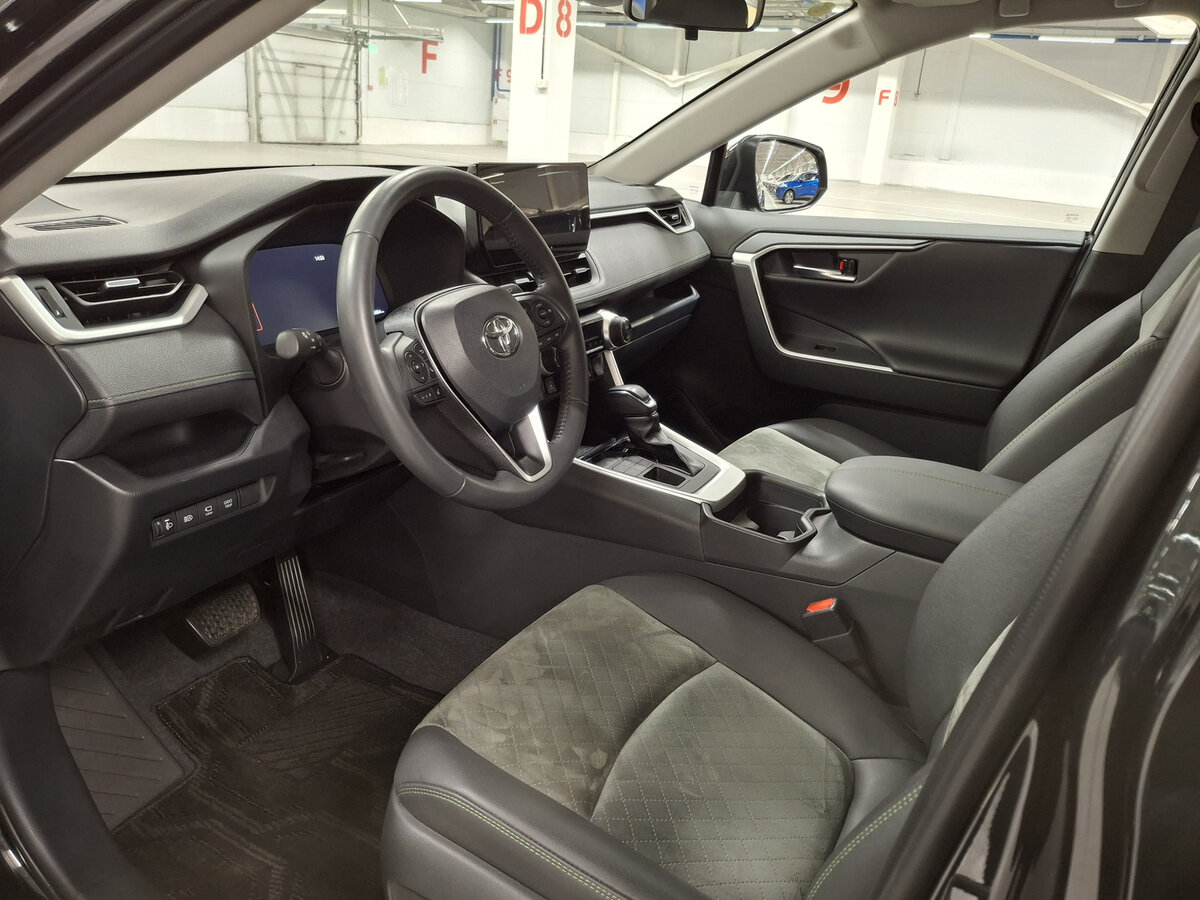 Купить Toyota RAV4 V (XA50), 2024, 6 968 км, фото №16