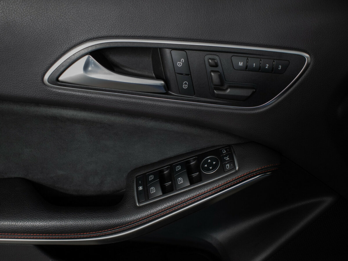 Купить Mercedes-Benz GLA 250 I (X156), 2015, 70 700 км, фото №17