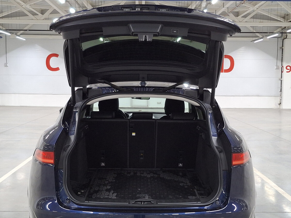 Купить Jaguar F-Pace I, 2016, 95 753 км, фото №9