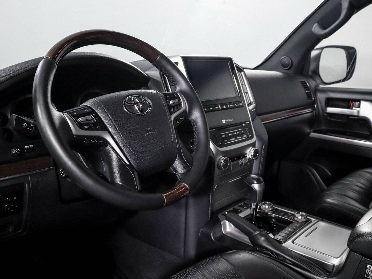 Купить Toyota Land Cruiser 200 Series Рестайлинг 2, 2019, 79 073 км, фото №13
