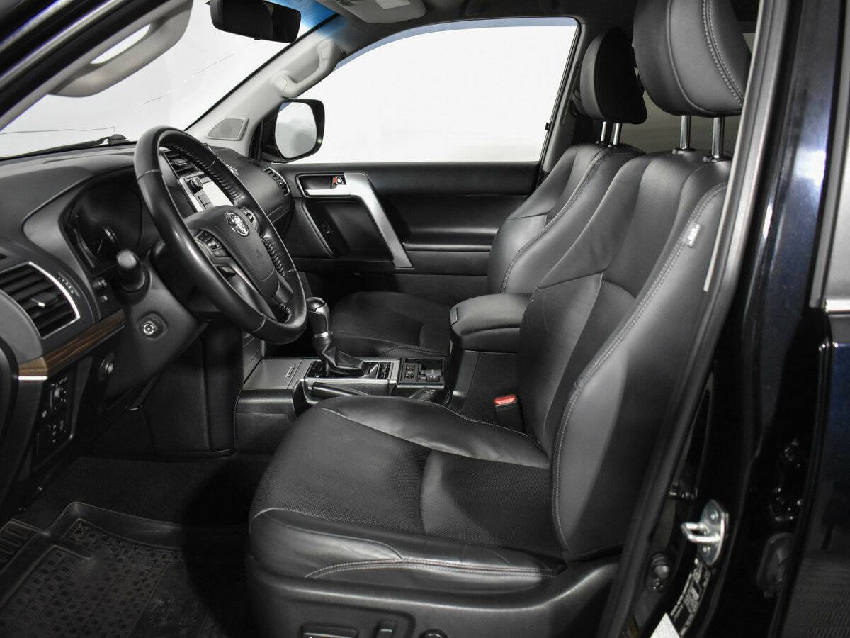 Купить Toyota Land Cruiser Prado 150 Series Рестайлинг 2, 2018, 165 805 км, фото №10