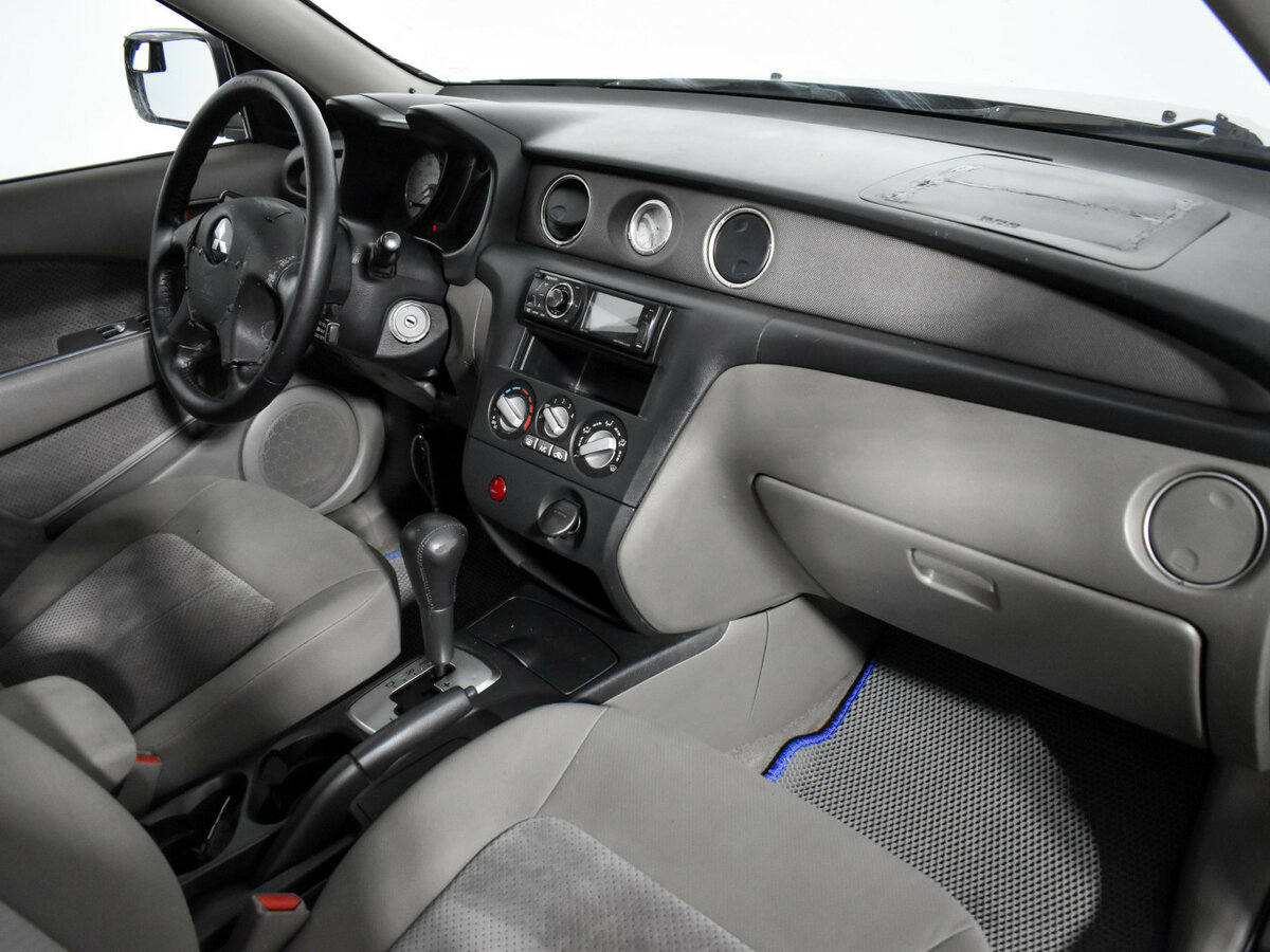 Купить Mitsubishi Outlander I, 2002, 328 270 км, фото №10