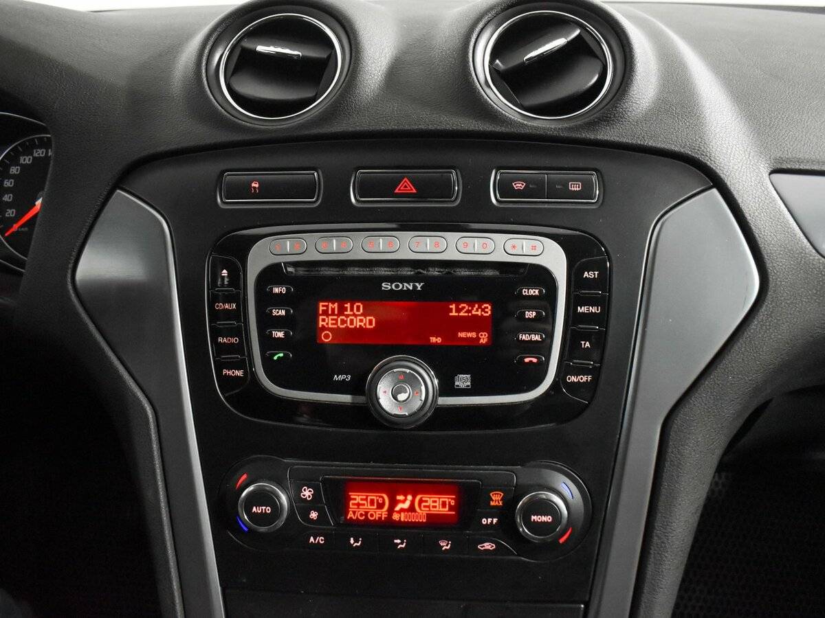 Купить Ford Mondeo IV Рестайлинг, 2011, 233 795 км, фото №11