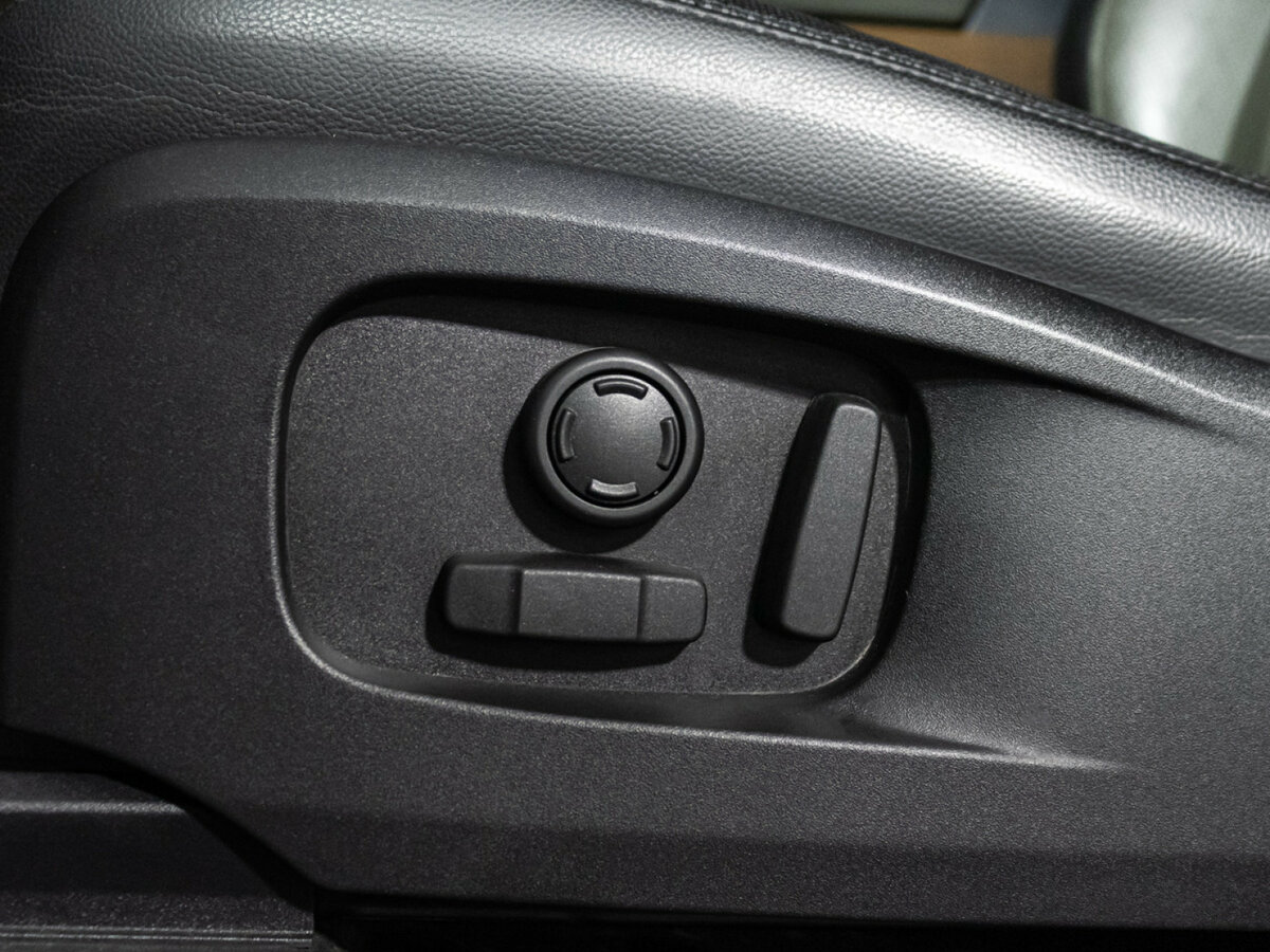 Купить Land Rover Defender 110 II, 2020, 83 607 км, фото №13